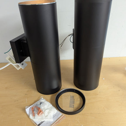 Actual unit: mirrea outdoor porch lights, pair