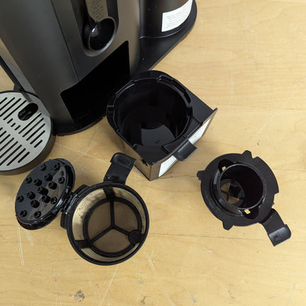 Actual unit: brew basket, pod adapter and permanent filter