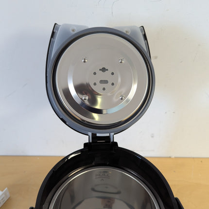 Actual unit: NutriChef NCHUD54 hot water dispenser