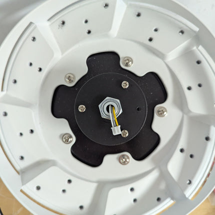 Actual unit: Phylluz 60 in fan parts, LED kit and remote