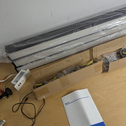 Incomplete! Barrina 5568 Remote Series 2nd-Generation LED Linear Light Fixture