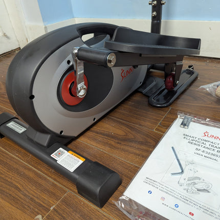 Actual unit: Sunny SF-E323057 elliptical trainer
