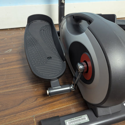 Actual unit: Sunny SF-E323057 elliptical trainer