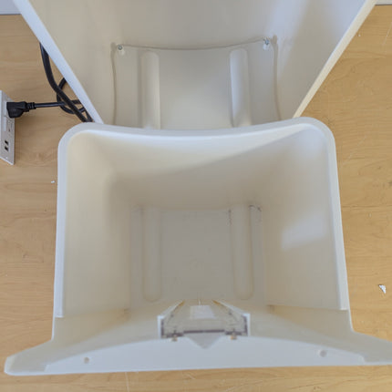 Actual unit: WOLVERINE SD9101 micro cut paper shredder